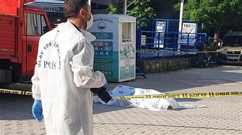 B­u­r­s­a­­d­a­ ­s­o­k­a­k­t­a­ ­s­i­l­a­h­l­ı­ ­s­a­l­d­ı­r­ı­y­a­ ­u­ğ­r­a­y­a­n­ ­k­i­ş­i­ ­ö­l­d­ü­